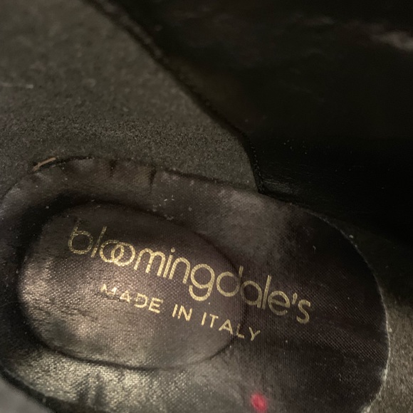 Ladies snakeskin boots! - Picture 3 of 8